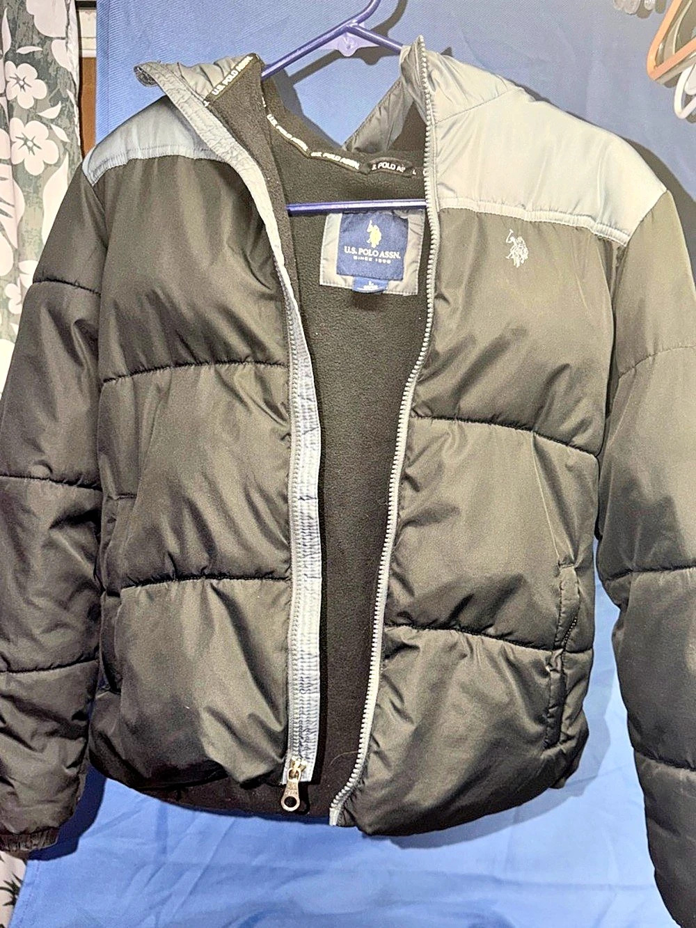 U.S. Polo Assn. Puffer Jacket Black & Gray kids Size Large 10/12